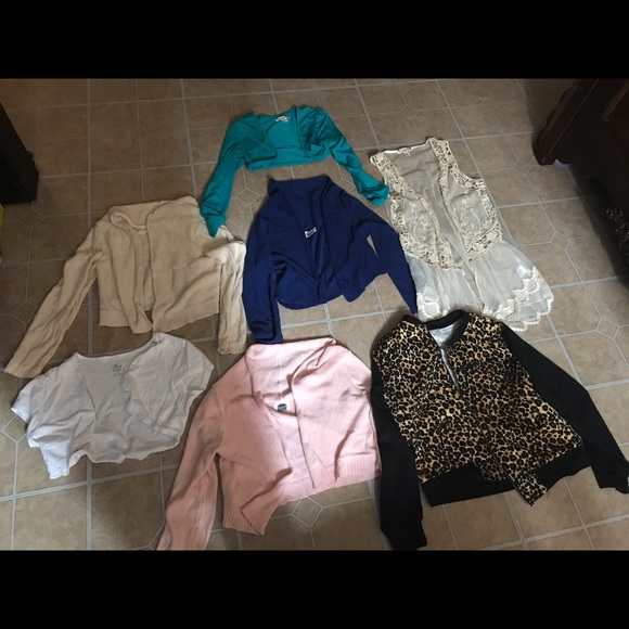Clothes for sale/ ropa en venta - Picture 3 of 16